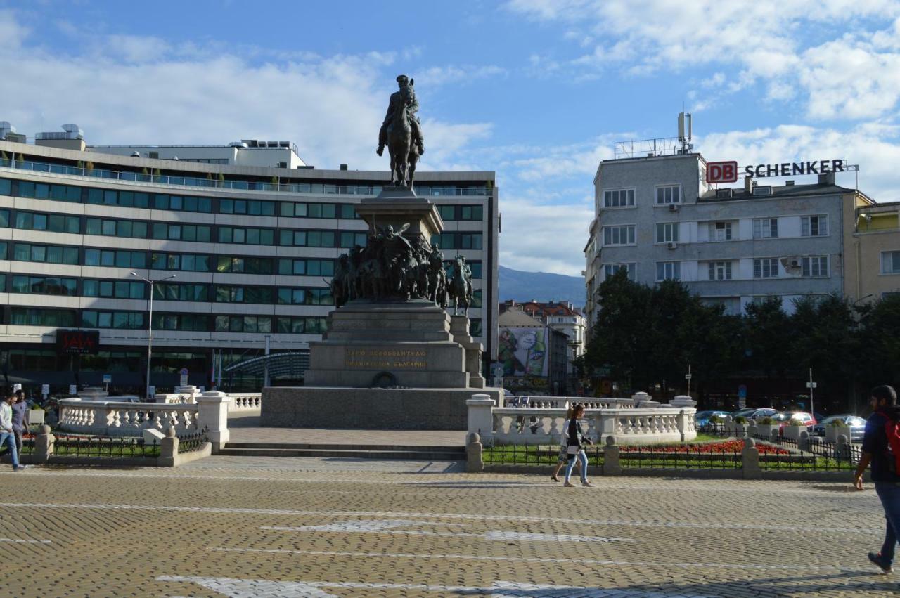 Parliament Sofia - Top Center Luxury Apartment Bagian luar foto