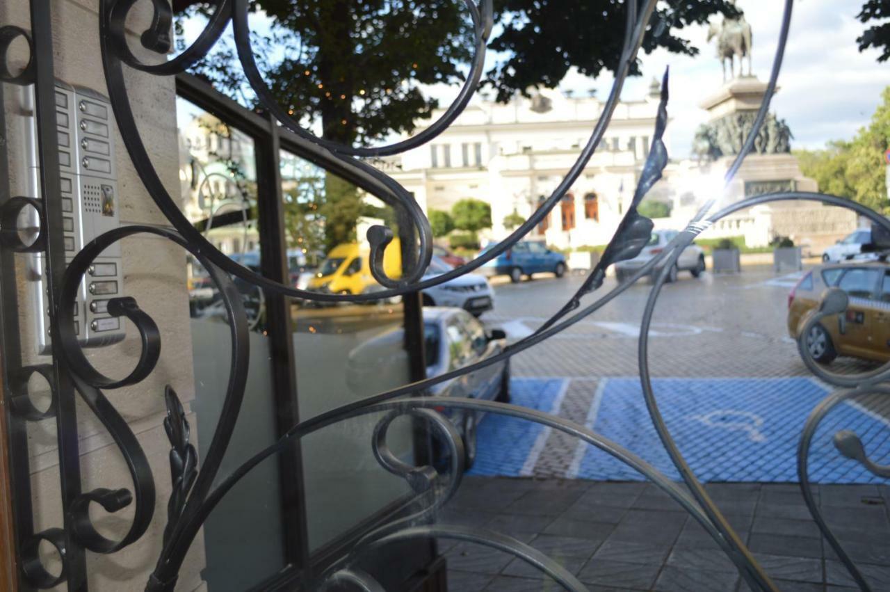 Parliament Sofia - Top Center Luxury Apartment Bagian luar foto