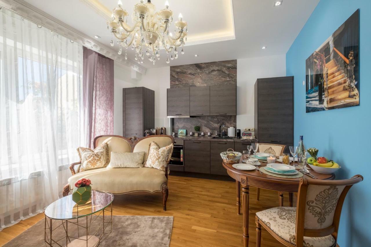 Parliament Sofia - Top Center Luxury Apartment Bagian luar foto