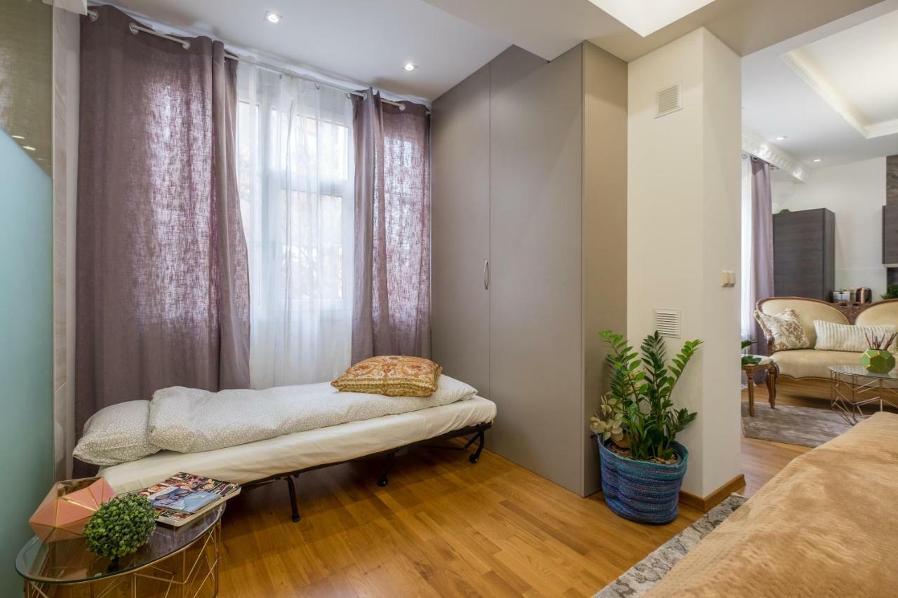 Parliament Sofia - Top Center Luxury Apartment Bagian luar foto