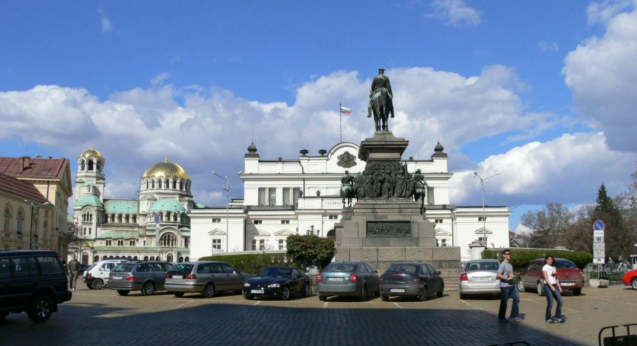Parliament Sofia - Top Center Luxury Apartment Bagian luar foto